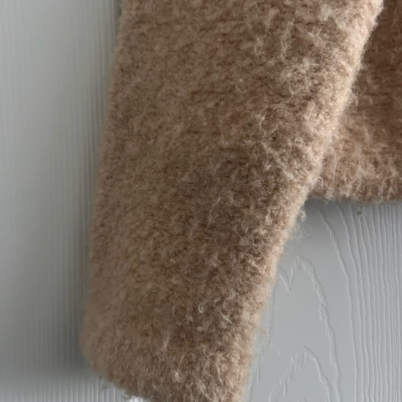 Le Bon Shoppe Envie Chunky Textured Slouchy Crewneck Sweater. - Picture 7 of 8